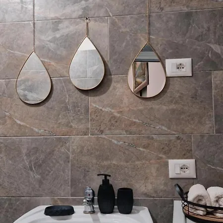 בית הארחה Center