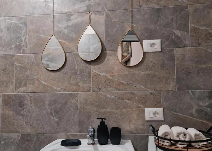 בית הארחה Center